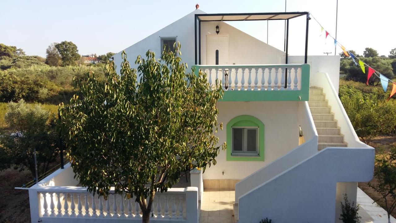 Natalia Lixouri Exterior foto